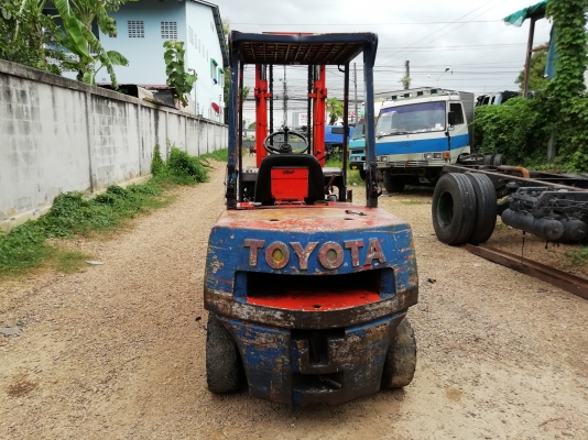 ขายโฟคลิฟท์ TOYOTA 3FD30 3 ตัน เครื่องดีเซล เสาสูง3.50ม.งาเท เครื่องแน่นไม่มีไอ สภาพสวยพร้อมใช้ ขายโฟคลิฟท์ TOYOTA 3FD30 3 ตัน เครื่องดีเซล เสาสูง3.50ม.งาเท เครื่องแน่นไม่มีไอ สภาพสวยพร้อมใช้
