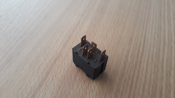 สวิทช์ กด กระจก Audi