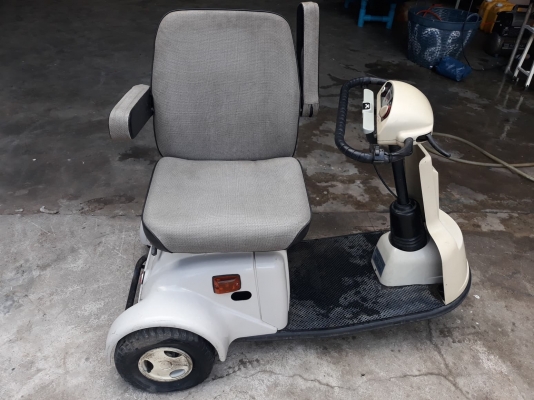 รถไฟฟ้า 3ล้อ ญี่ปุ่น ขายตามสภาพ