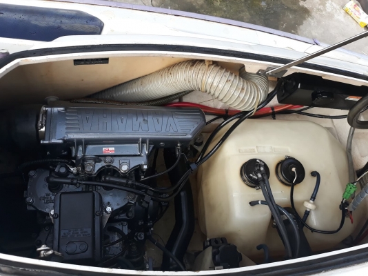 YAMAHA TL700