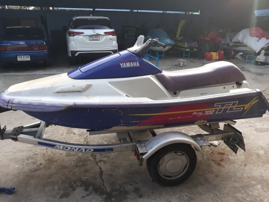 YAMAHA TL700