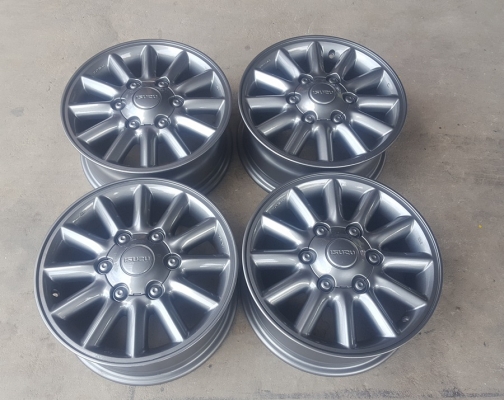 ขายล้อ ISUZU  ขอบ15  4 ล้อ