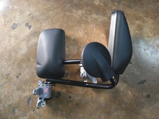 กระจกมองข้าง  hino dutro