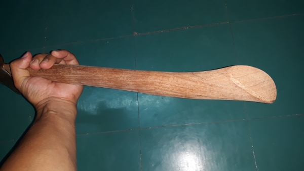 ขายขวานเก่าเมกา MADE IN USA.ด้ามไม้ประดู่