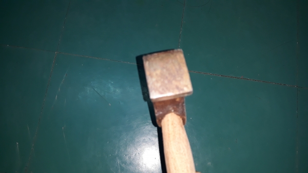 ขายขวานเก่าเมกา MADE IN USA.ด้ามไม้ประดู่