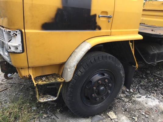 ขายรถ6ล้อติดเครนกระเช้า ถูกๆตามสภาพ