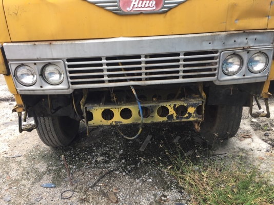 ขายรถ6ล้อติดเครนกระเช้า ถูกๆตามสภาพ