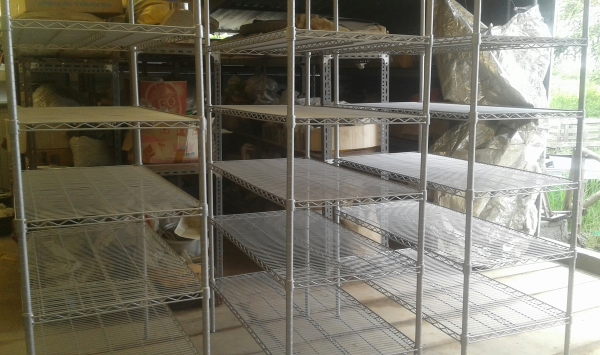 ชั้นเหล็กชุบโครเมี่ยม สภาพดีมากๆ