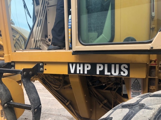 รถเกรดม่ใหม่ Cat140H-APM ปี 2003 พร้อมสแกนริฟาย เพียง 7700 ชม.