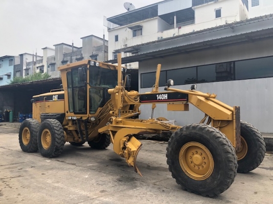 รถเกรดม่ใหม่ Cat140H-APM ปี 2003 พร้อมสแกนริฟาย เพียง 7700 ชม.