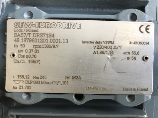 ( เหลือ 2ตัวครับ )ขายมอเตอร์เกียร์ SEW eurodrvie 1/2HP. 380V อัตราทด 1:158 เพลาออกประมาณ 8.7รอบต่อนาที รอบช้าแรงบิดเยอะ สภาพสวยมาก หมุนนิ่ม พร้อมใช้งาน มี 4ตัว ( เหลือ 2ตัวครับ )ขายมอเตอร์เกียร์ SEW eurodrvie 1/2HP. 380V อัตราทด 1:158 เพลาออกประมาณ 8.7รอบต่อนาที รอบช้าแรงบิดเยอะ สภาพสวยมาก หมุนนิ่ม พร้อมใช้งาน มี 4ตัว