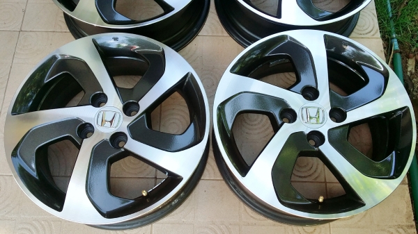 แม็กฮอนด้า ขอบ15 4รู100 ชุด 4วง