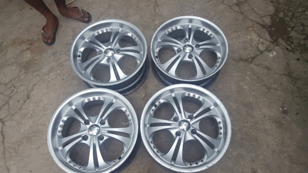 ต้องการขายแม็กซ์