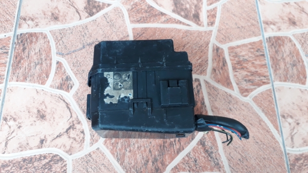 กล่องฟิวส์ ในห้องเครื่อง