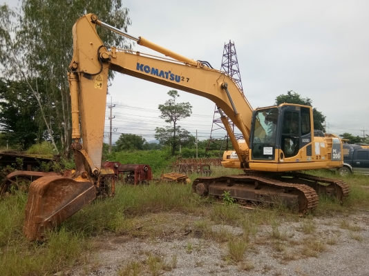 ต้องการขายด่วน ! BACKHOE KOMATSU PC 200-8