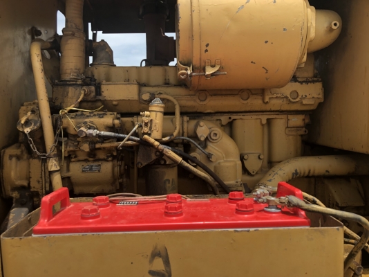 รถเกรด CAT 140G 72V :ซีเรียล9XXX รถทำงานอยู่ รถเกรด CAT 140G 72V :ซีเรียล9XXX รถทำงานอยู่