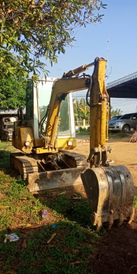 ขายแบคโฮ KOMATSU 20-6 เครื่องเดิม ไม่รั่วซึม ช่วงล่างแน่น ปั้มแรง มีแอร์​ พร้อมใช้งาน ไม่ต้องซ่อม มี