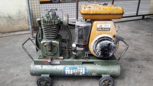 ปั๊มลม ถังคู่เครื่อง ROBIN  EY 18