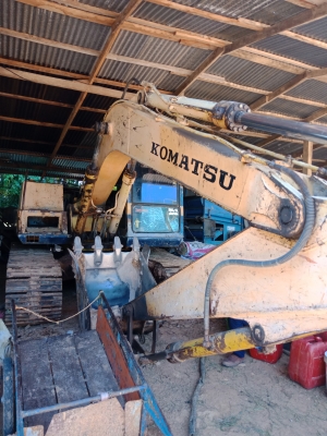 ขายแบคโฮ โคมัทสุ120-3ราคาเบาๆ