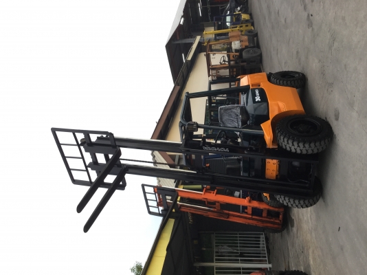 อาร์ ซี เอช โฟรคลิฟท์ ขาย โตโยต้า รุ่น 7 ดีเซล 3 ตัน