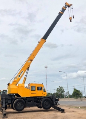 ขายรถเครน TADANO TR250M-5 (ขนาด 25 ตัน) ปี 1993 รถนอกนำเข้าครับ ไม่เคยใช้งานในไทย มีVDOการทำงาน