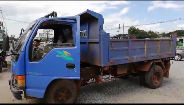 Isuzu NKR 110แรงดั้มดินห้างแท้ปี39 เล่มพร้อมโอน