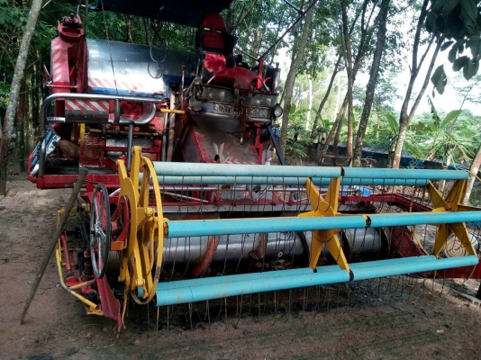 ขายรถเกี่ยวไทเส็ง เครื่อง195เทอโบ