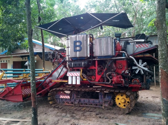 ขายรถเกี่ยวไทเส็ง เครื่อง195เทอโบ