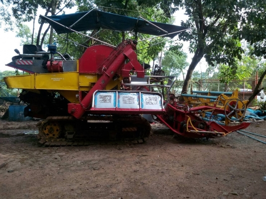 ขายรถเกี่ยวไทเส็ง เครื่อง195เทอโบ