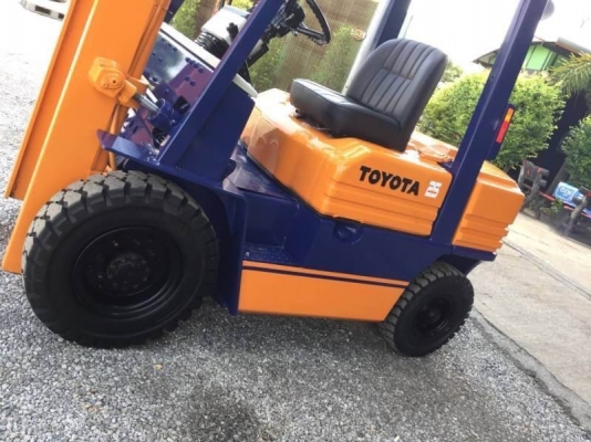 ขายโตโยต้า รุ่น 5 ดีเซล 2.5 ตัน