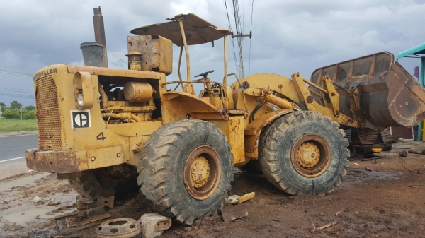 ขาย 600,000 รถตักล้อยาง CAT 966 เครื่อง เกียร์ดี ยางสวย เอวแน่น รถพร้อมใช้ เอกสารหนังสือสัญญาซื้อขาย รถอยู่ บุรีรัมย์ 090-772-3710 090-772-3708