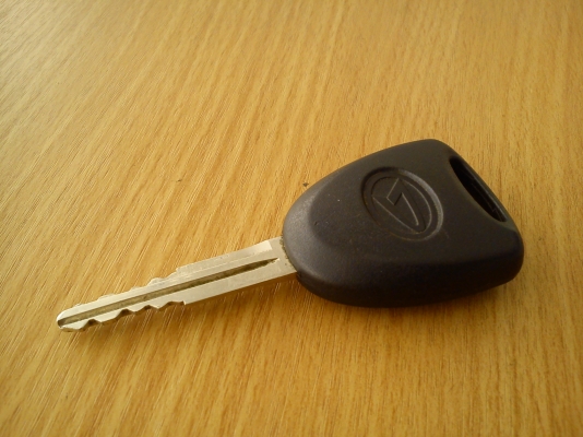 ดอกกุญแจรีโมท ของรถ DAIHATSU