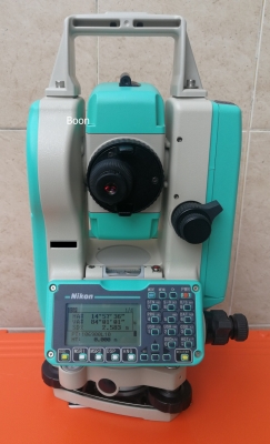Total Station Nikon NPL322 2&rdquo;+