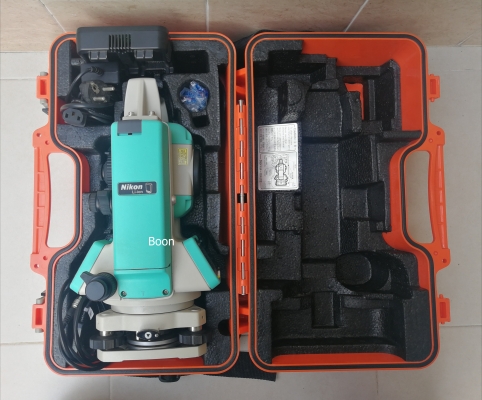 Total Station Nikon NPL322 2&rdquo;+
