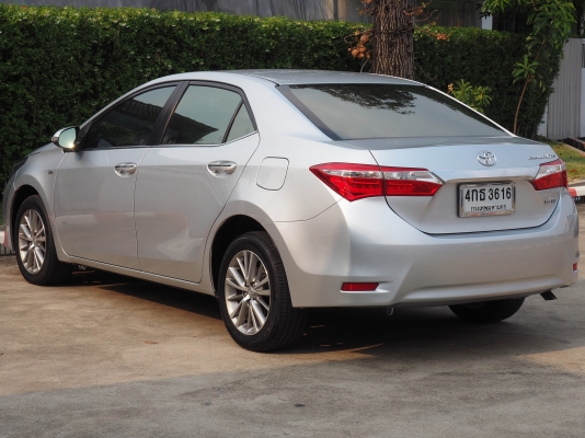 NEW ALTIS 1.6G TOP ปี2015แท้ รถมือเดียว ไมล์น้อย สภาพดี