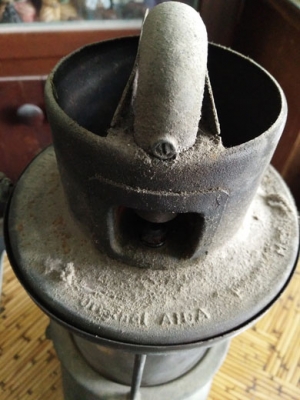 ตะเกียงเจ้าพายุ