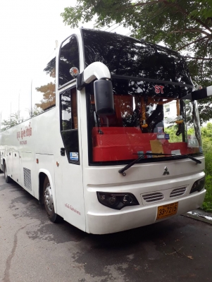 รถบัส6ล้อ 36ที่นั่ง เครื่องยนตร์ ISUZU 275แรงม้า พร้อมใช้งาน