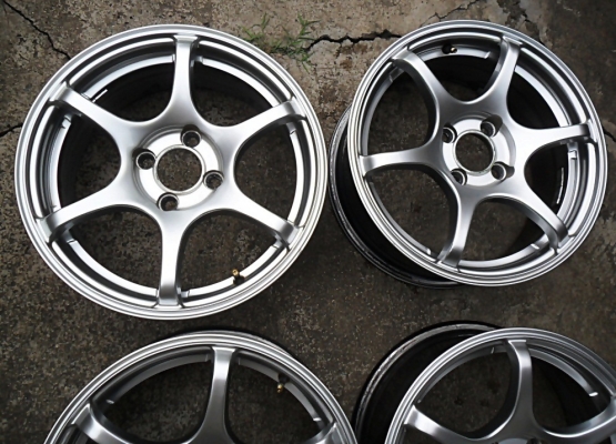 แม็กแฟชั่น ขอบ15 ลายADVAN 4รู100 สีไฮเปอร์ซิลเวอร์ คู่2750