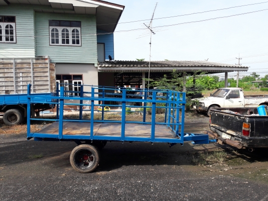 ขายเทเลอร์ลากอ้อย ลากมัน หรืออื่นๆ ขนาด 1.80&times;3.00 เมตร คัดซี 4 นิ้ว คอกสูง 1 เมตร เพลา4ล้อใหญ่ ใช้รถกระบะ หรือ รถไถลากได้ครับ ราคา 15,000 ต่อรองได้ครับ 0819717099 ผอ.ภัทรพงษ์