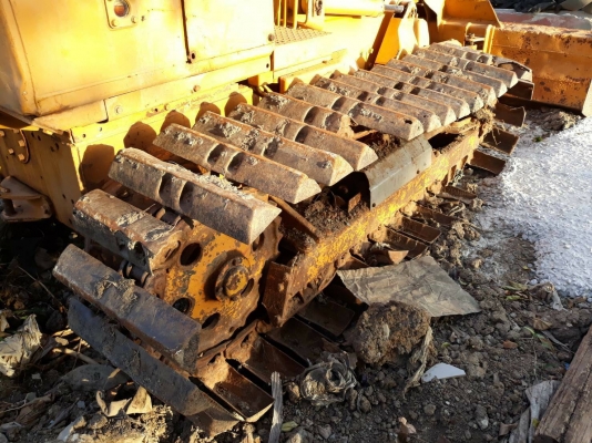 ขายรถแทรคเตอร์ KOMATSU D21P-5 ราคา 145000