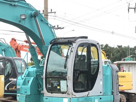 ขายรถขุด KOBELCO SK200SR มีลายหัวกระแทก รถนอกนำเข้าเองจากญี่ปุ่น สภาพสวยพร้อมใช้ มีVDOการทำงานครับ