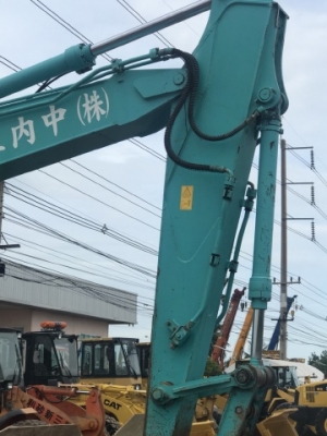 ขายรถขุด KOBELCO SK200SR มีลายหัวกระแทก รถนอกนำเข้าเองจากญี่ปุ่น สภาพสวยพร้อมใช้ มีVDOการทำงานครับ