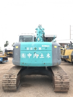 ขายรถขุด KOBELCO SK200SR มีลายหัวกระแทก รถนอกนำเข้าเองจากญี่ปุ่น สภาพสวยพร้อมใช้ มีVDOการทำงานครับ
