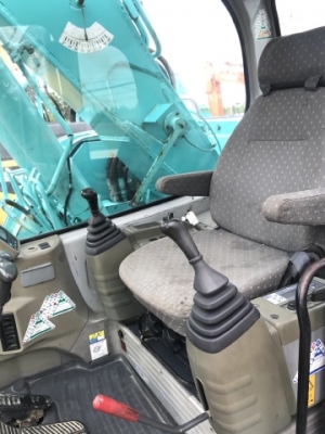 ขายรถขุด KOBELCO SK200SR มีลายหัวกระแทก รถนอกนำเข้าเองจากญี่ปุ่น สภาพสวยพร้อมใช้ มีVDOการทำงานครับ