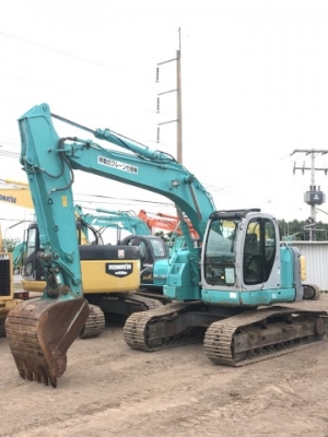ขายรถขุด KOBELCO SK200SR มีลายหัวกระแทก รถนอกนำเข้าเองจากญี่ปุ่น สภาพสวยพร้อมใช้ มีVDOการทำงานครับ