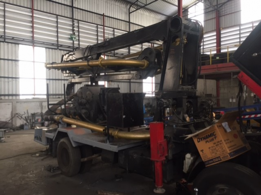 ขายปั๊มคอนกรีตส่งปูนมือสองเก่าญี่ปุ่นTADANOพร้อมอุปกรณ์ครบชุด