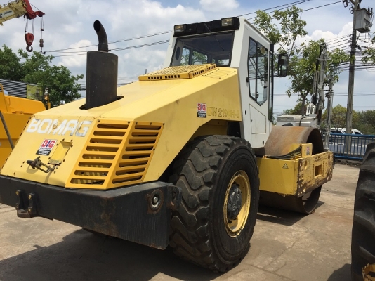 รถบดสั่นสะเทือน 19 ตัน Bomag BW219 DH-3 สภาพดี นำเข้าจากยุโรป พร้อมใช้งาน