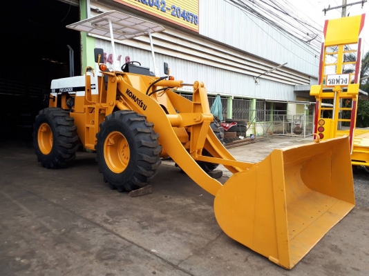 ขาย รถตัก KOMATSU 510 กรองเดี่ยว รถเช็คใหม่ทั้งคัน ต่อแขนเรียบร้อย รถพร้อมใช้งานครับ