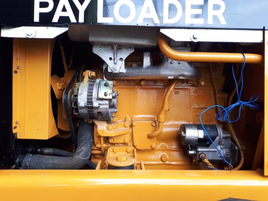 ขาย รถตัก KOMATSU 510 กรองเดี่ยว รถเช็คใหม่ทั้งคัน ต่อแขนเรียบร้อย รถพร้อมใช้งานครับ