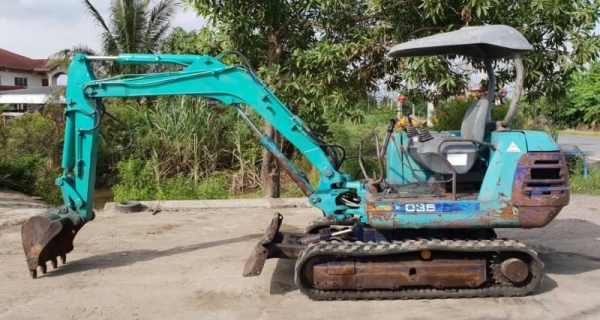 ขายด่วนรถแบคโฮคูโบต้าK35คอลโทลสั้นน้ำมันปั้มนี้วติดลายหัวกะแทกดีเทียบเท่าPC35รถนอกสถาพดีพร้อมใช้เพิ่งนำเข้ามายังไม่เคยใช้งานในไทยเลย